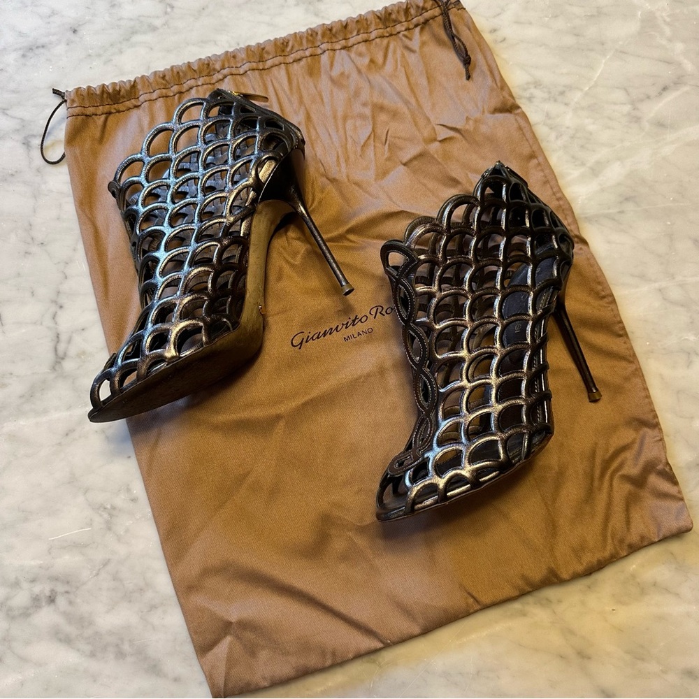 Gianvito Rossi Caged Bootie Stiletto Gunmetal Leather Sz 7.5